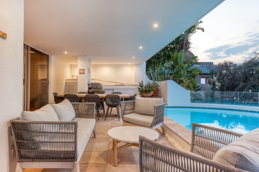 3 Bedroom Property for Sale in Bantry Bay Western Cape